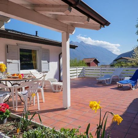 Casa Del Sole Aparthotel Colico Luaran gambar