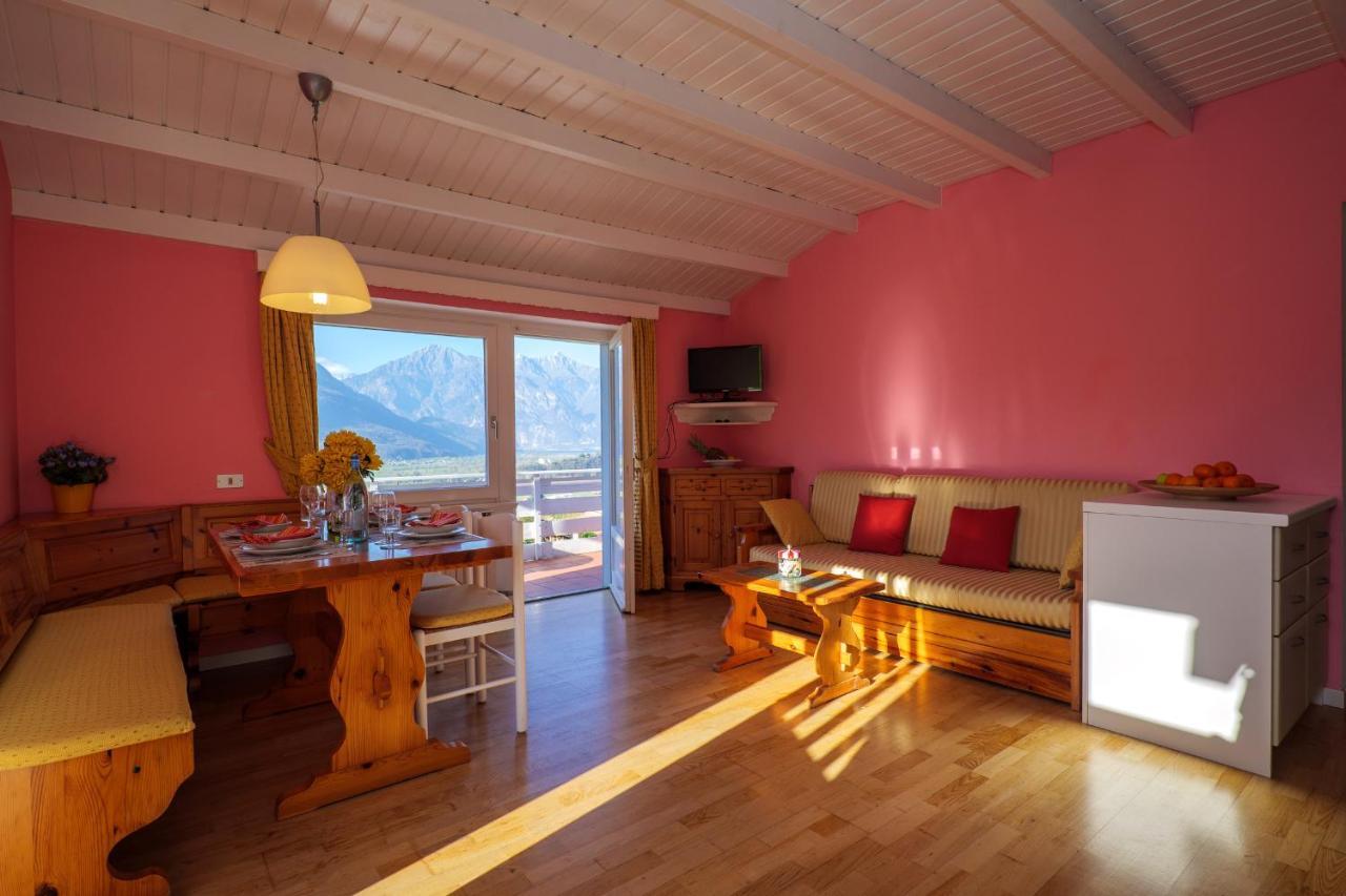 Casa Del Sole Aparthotel Colico Luaran gambar