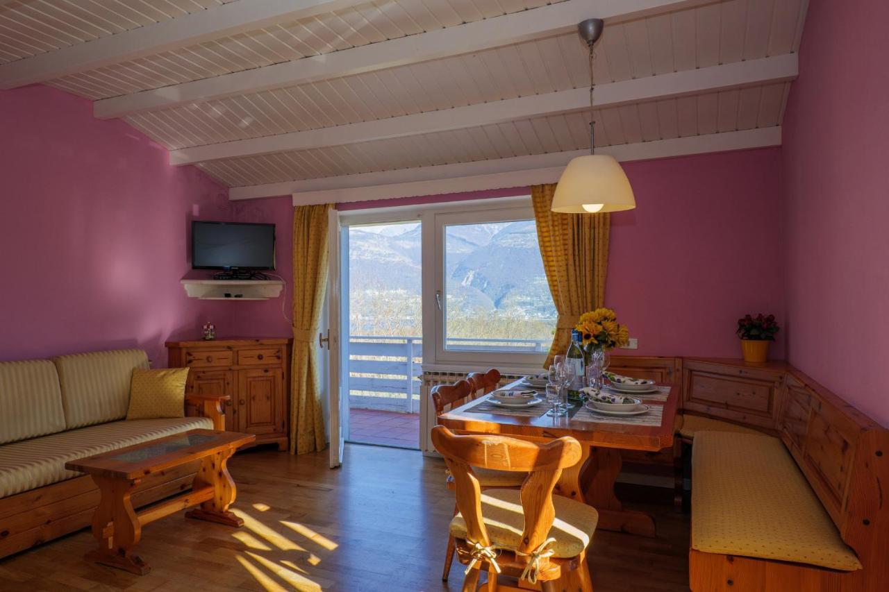 Casa Del Sole Aparthotel Colico Luaran gambar