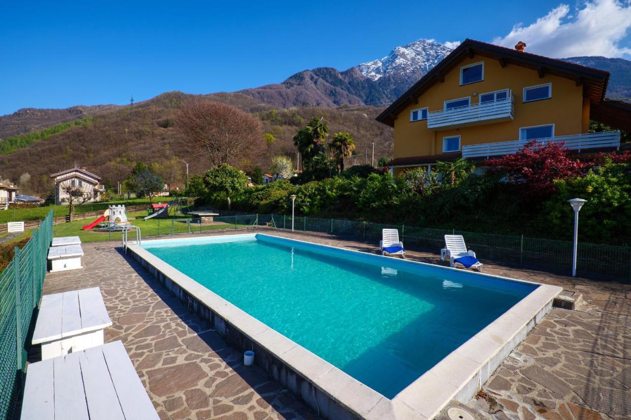 Casa Del Sole Aparthotel Colico Luaran gambar