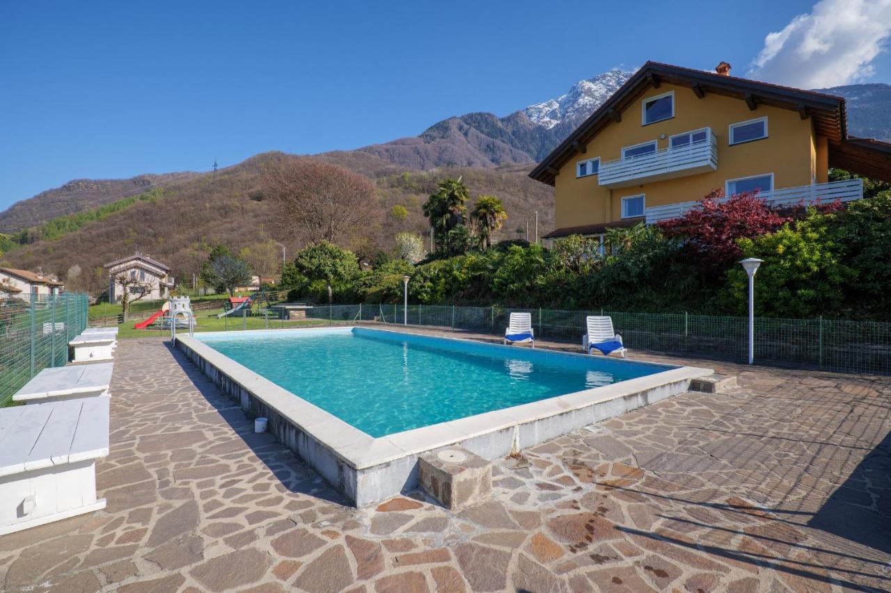 Casa Del Sole Aparthotel Colico Luaran gambar